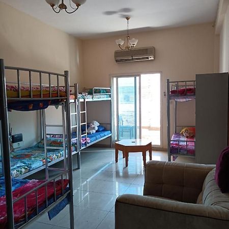 Hostel Omar Vacation Dubaj Zewnętrze zdjęcie