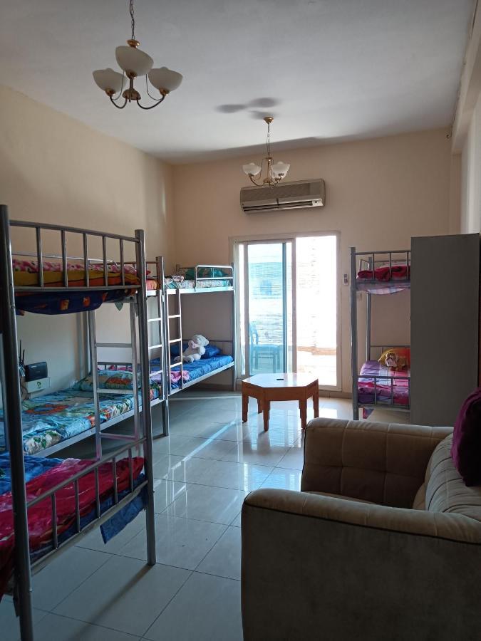 Hostel Omar Vacation Dubaj Zewnętrze zdjęcie
