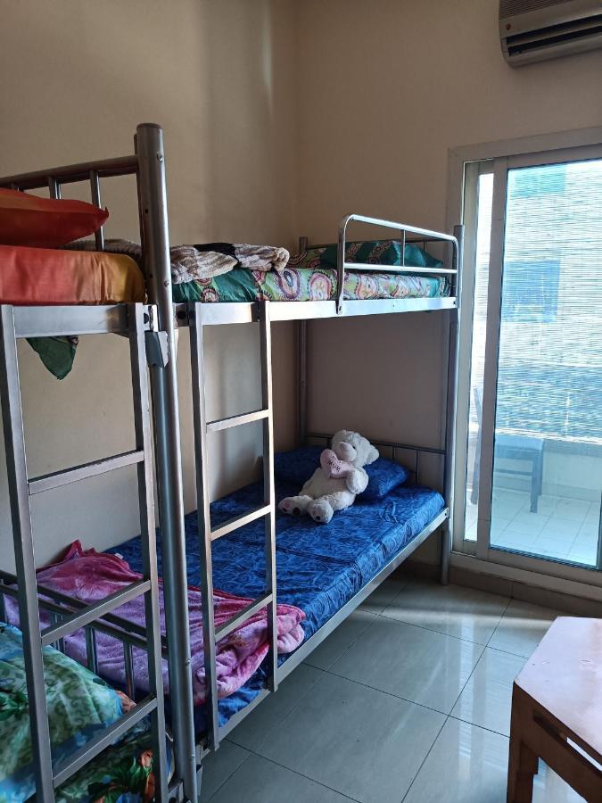 Hostel Omar Vacation Dubaj Zewnętrze zdjęcie
