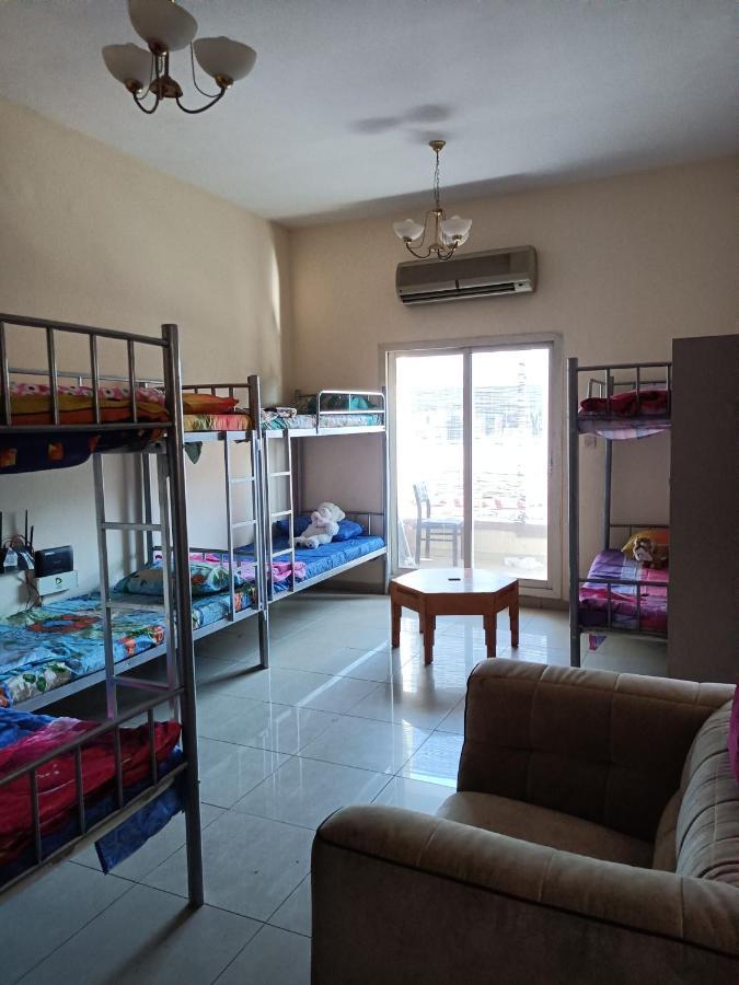 Hostel Omar Vacation Dubaj Zewnętrze zdjęcie
